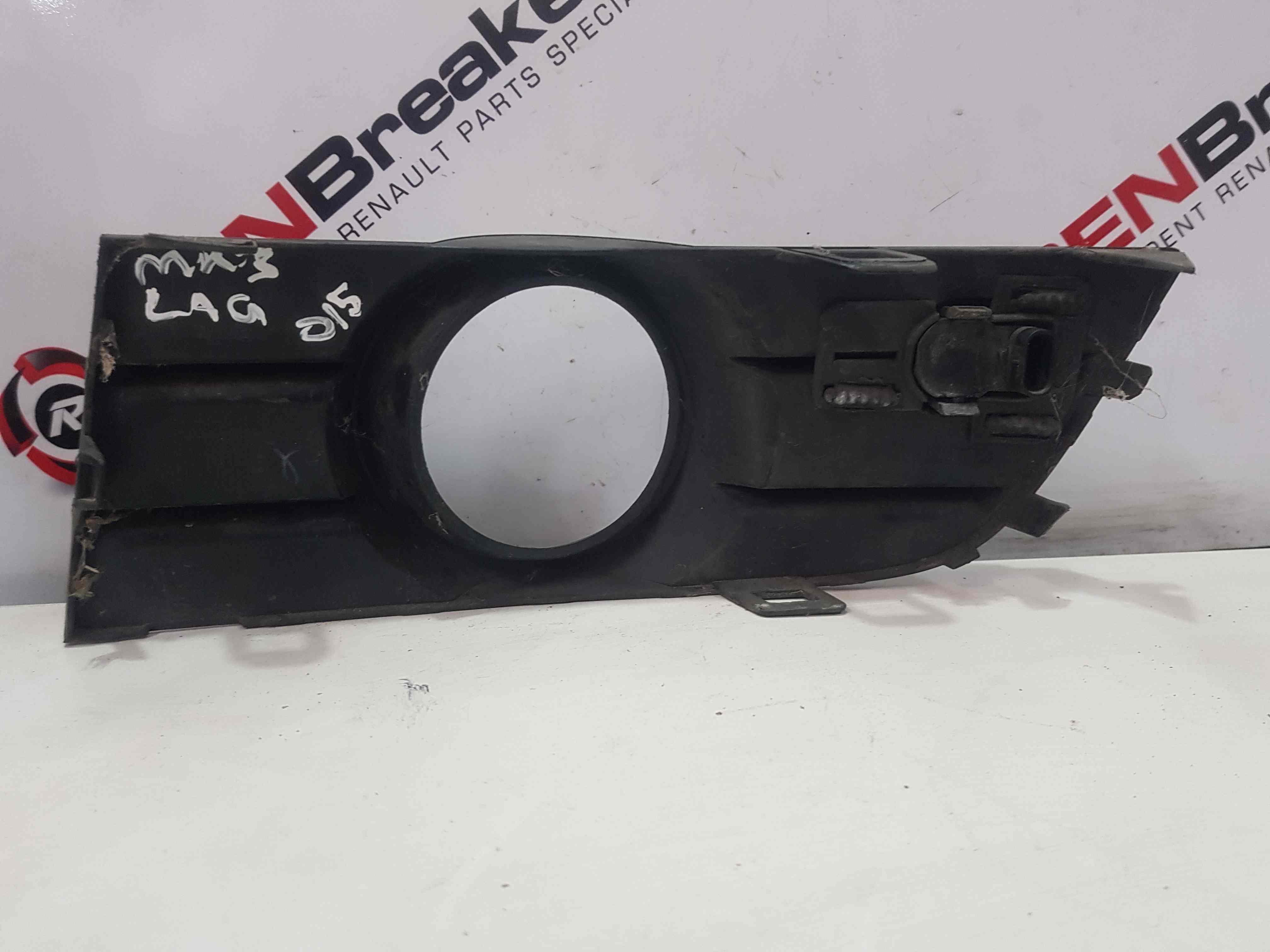 Thumb 4 Renault Laguna MK3 2007-2012 Passenger OSF Front FOG Light Surround Trim Sensor