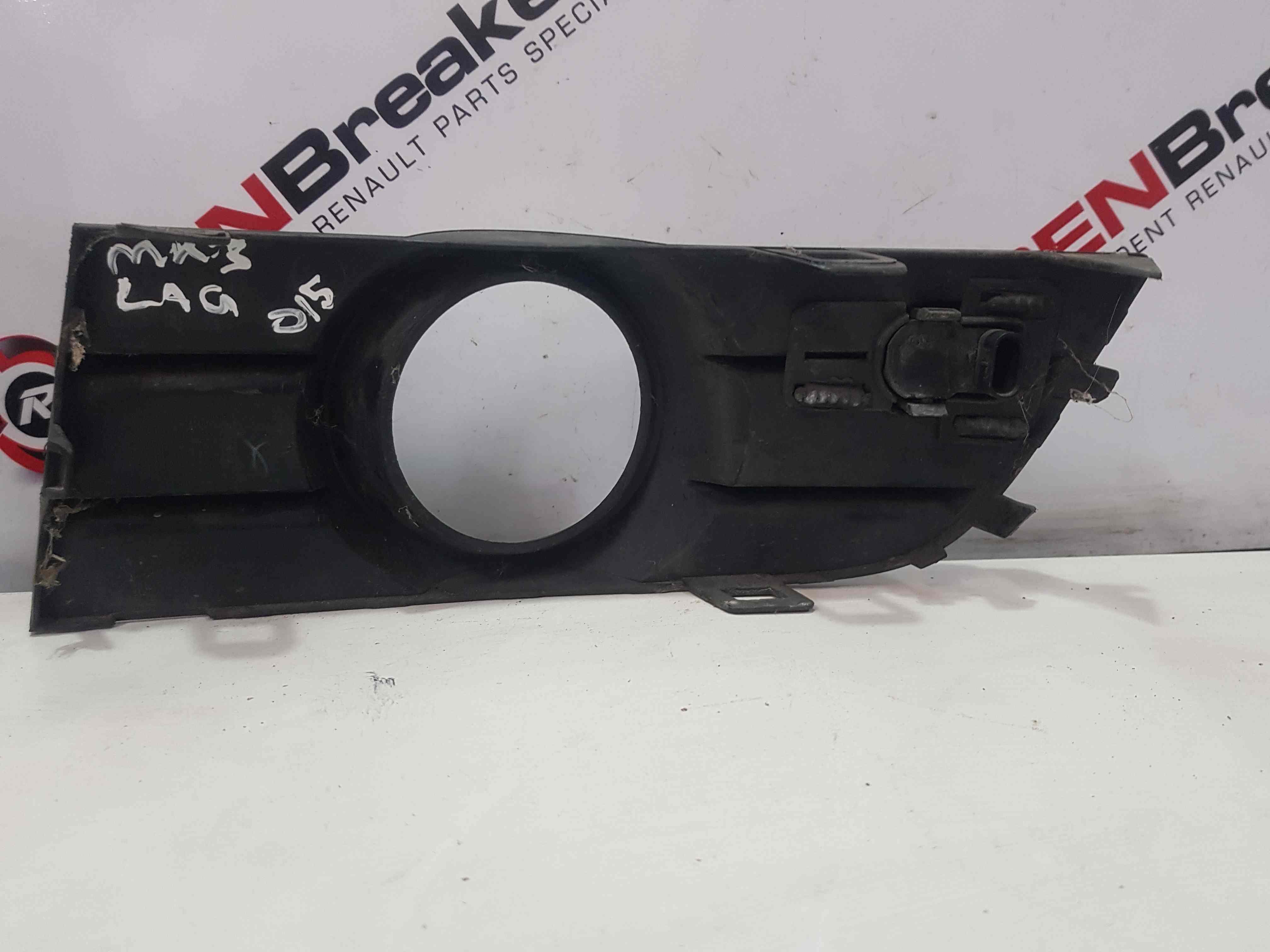 Thumb 5 Renault Laguna MK3 2007-2012 Passenger OSF Front FOG Light Surround Trim Sensor