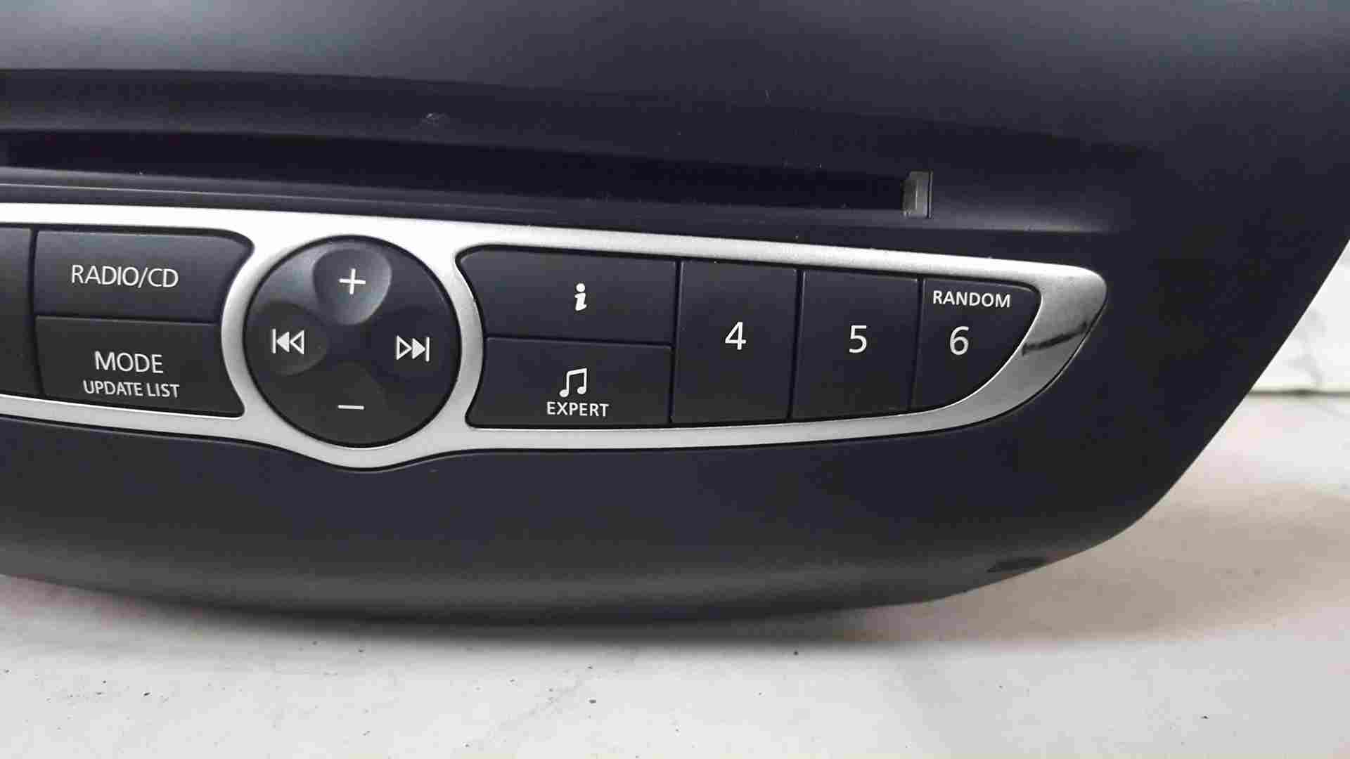 Thumb 2 Renault Laguna MK3 2007-2012 Radio Cd Player Unit 281150013R + Code