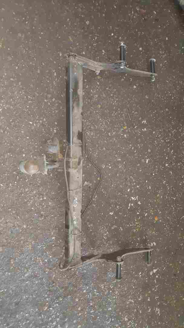 Renault Laguna MK3 2007-2012 Rear Tow Bar Complete