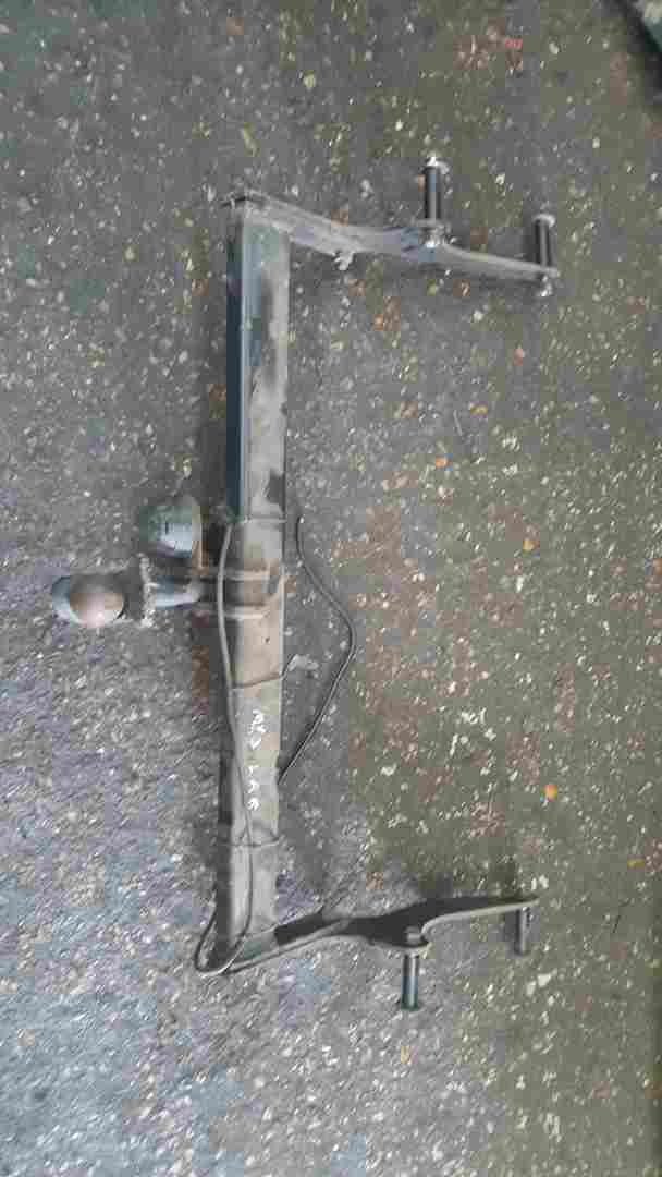 Thumb 3 Renault Laguna MK3 2007-2012 Rear Tow Bar Complete
