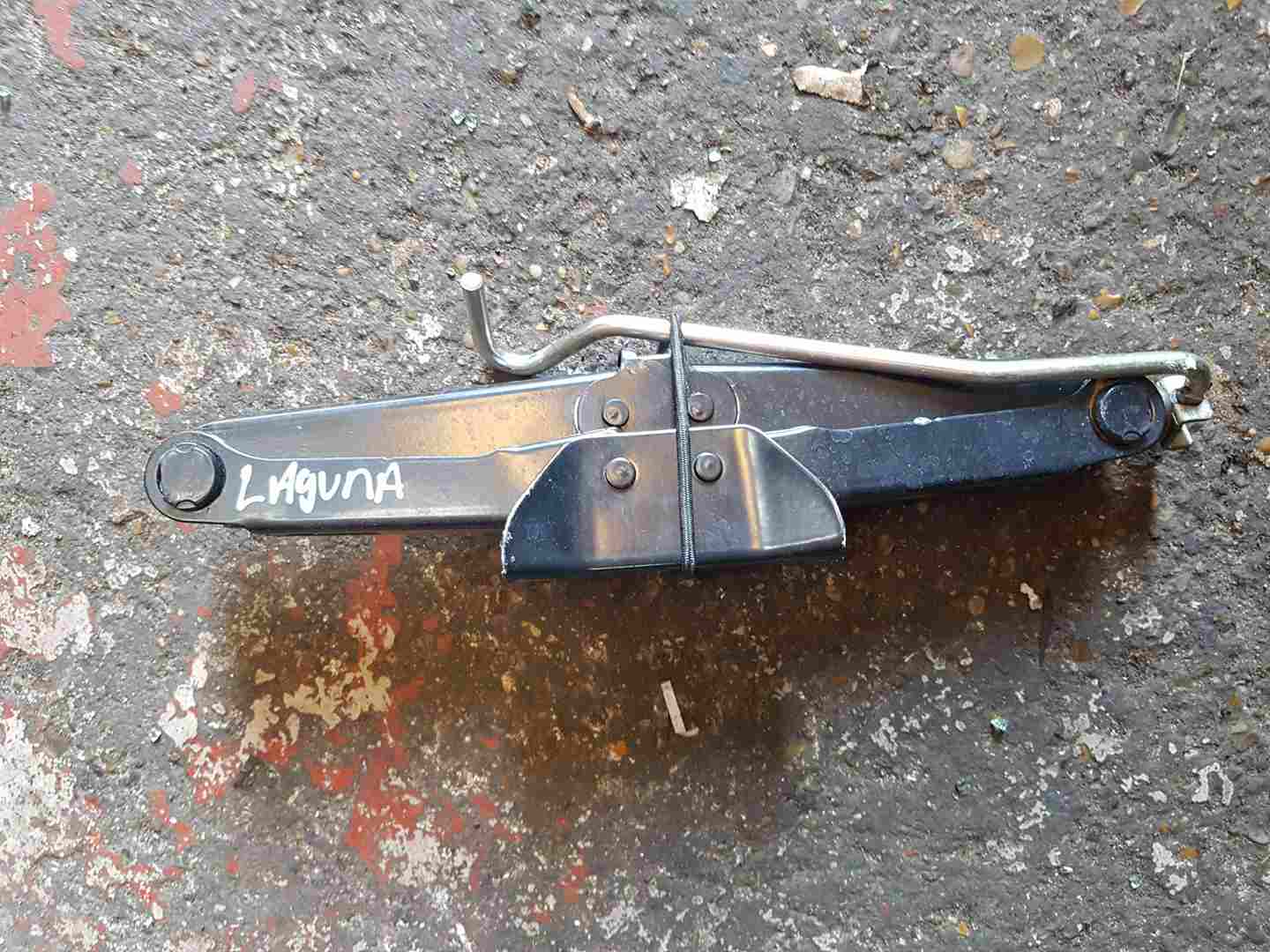 Thumb 4 Renault Laguna MK3 2007-2012 Spare Wheel Jack 995500011R