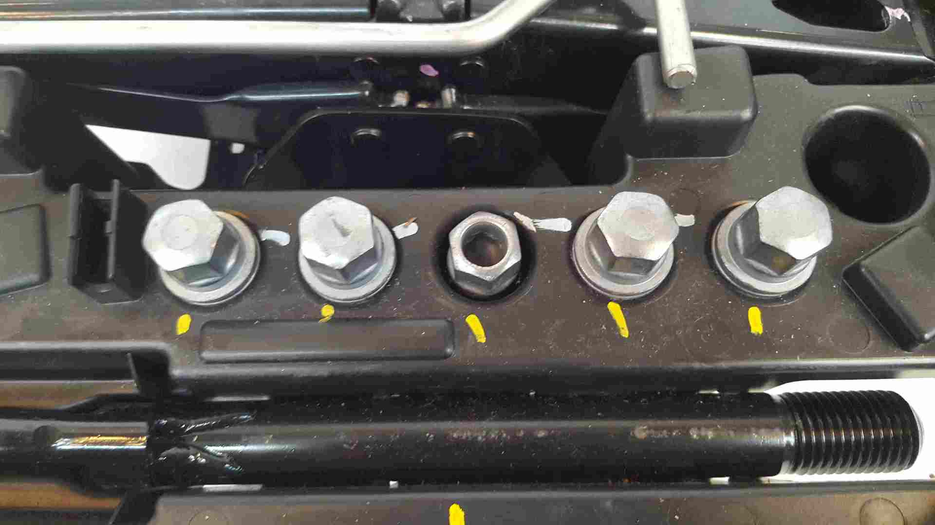 Thumb 2 Renault Laguna MK3 2007-2012 Spare Wheel Jack SET No Towing EYE