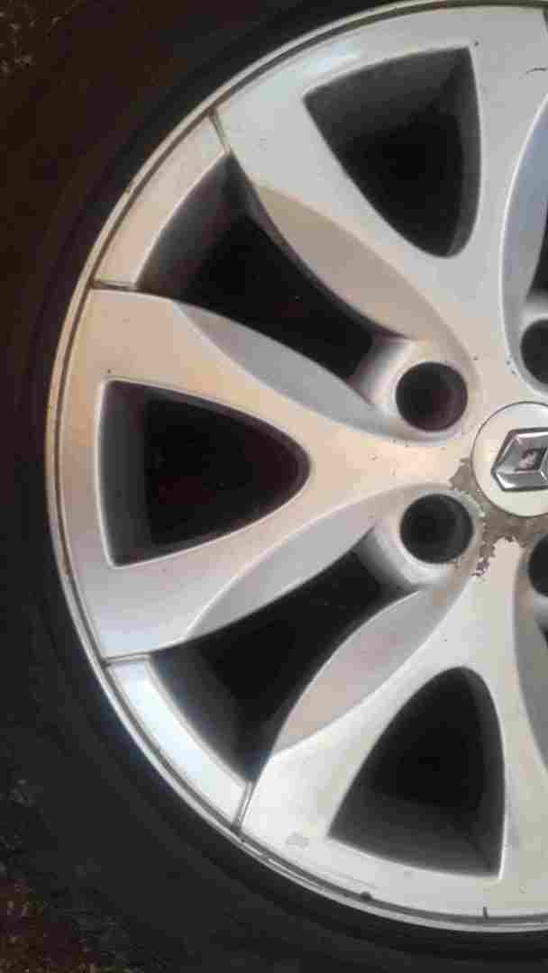 Thumb 4 Renault Laguna MK3 2007-2012 Spider Alloy Wheel 4/5 17inch 6mm Tyre