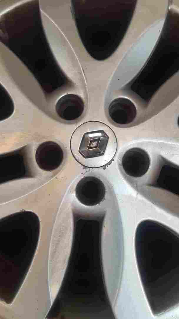 Thumb 4 Renault Laguna MK3 2007-2012 Spider Alloy Wheel 4/5 17inch 7mm Tyre