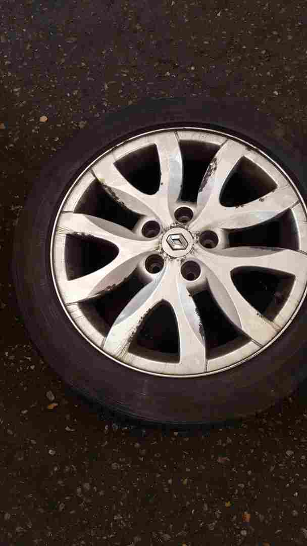 Thumb 4 Renault Laguna MK3 2007-2012 Spider Alloy Wheel 17inch 2/5