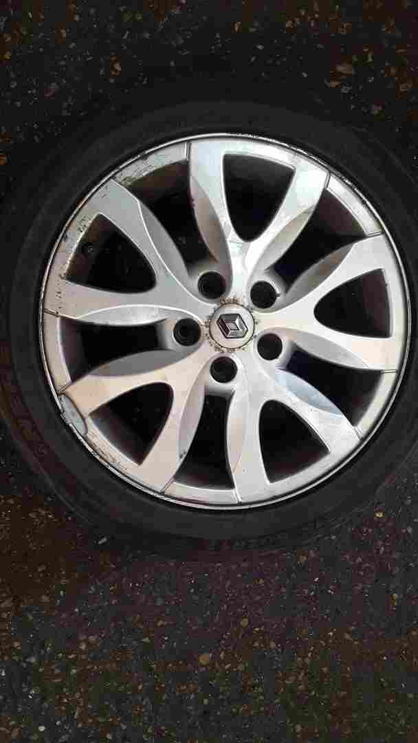 Renault Laguna MK3 2007-2012 Spider Alloy Wheel 5mm 17inch