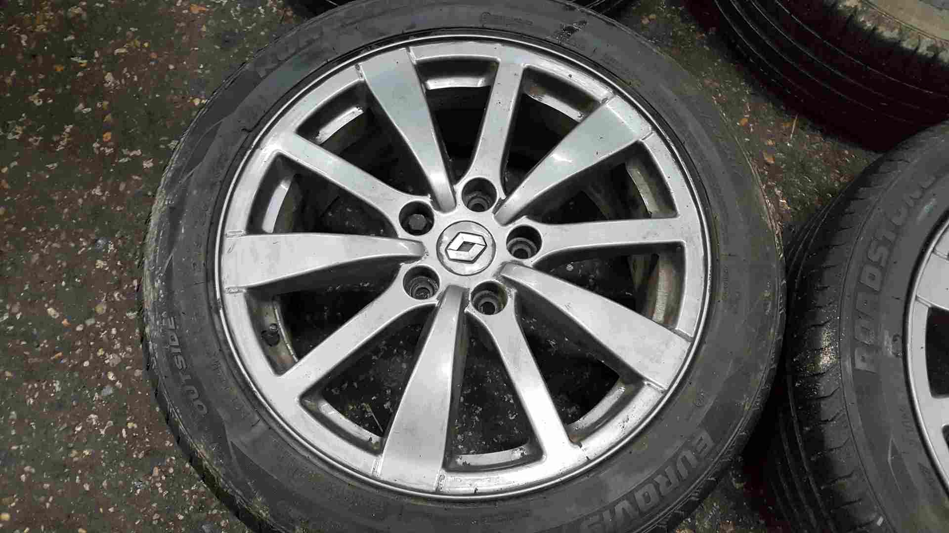 Thumb 4 Renault Laguna MK3 2007-2012 Tenerife Alloy Wheels Set 215 50 17 5mm 17inch