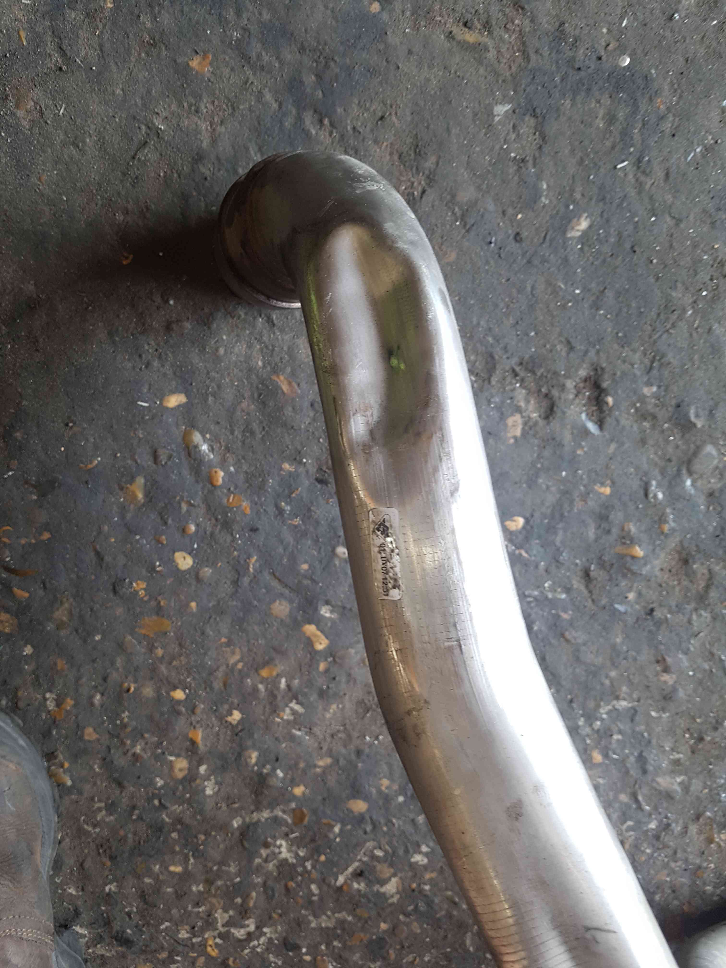 Thumb 5 Renault Laguna MK3 2008-2012 2.0 DCI Intercooler Pipe 8200537135 M9R 800