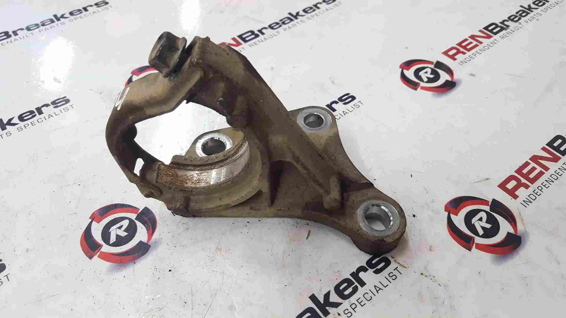 Thumb 2 Renault Laguna MK3 2010-2012 2.0 DCI Driveshaft Bearing Mount Bracket 8200833647