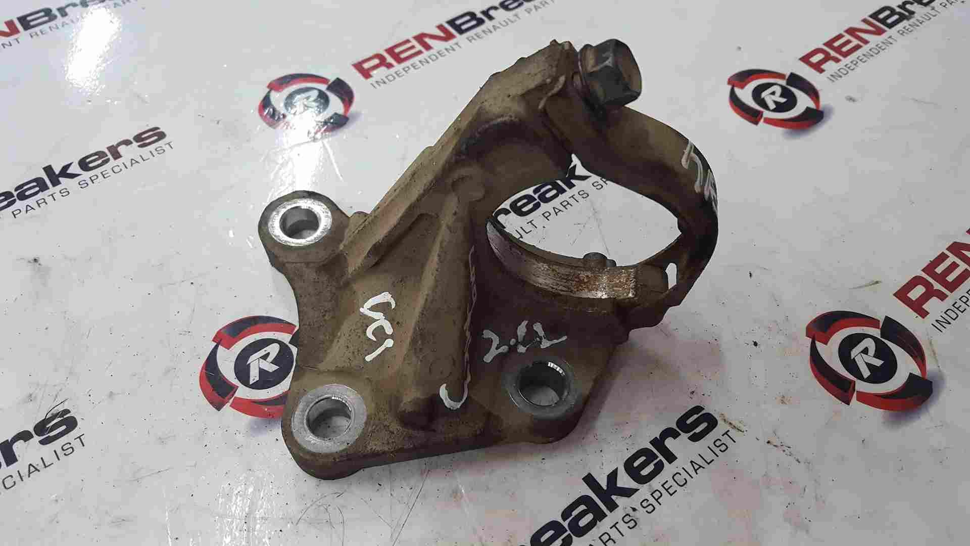 Renault Laguna MK3 2010-2012 2.0 DCI Driveshaft Bearing Mount Bracket 8200833647