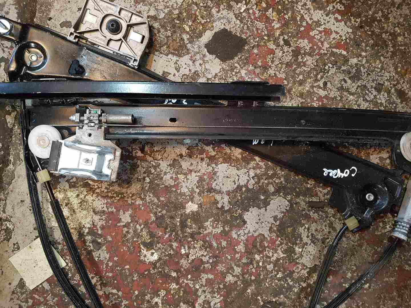 Thumb 2 Renault Laguna MK3 Coupe 2007-2012 Drivers OSF Front Window Regulator 3Dr