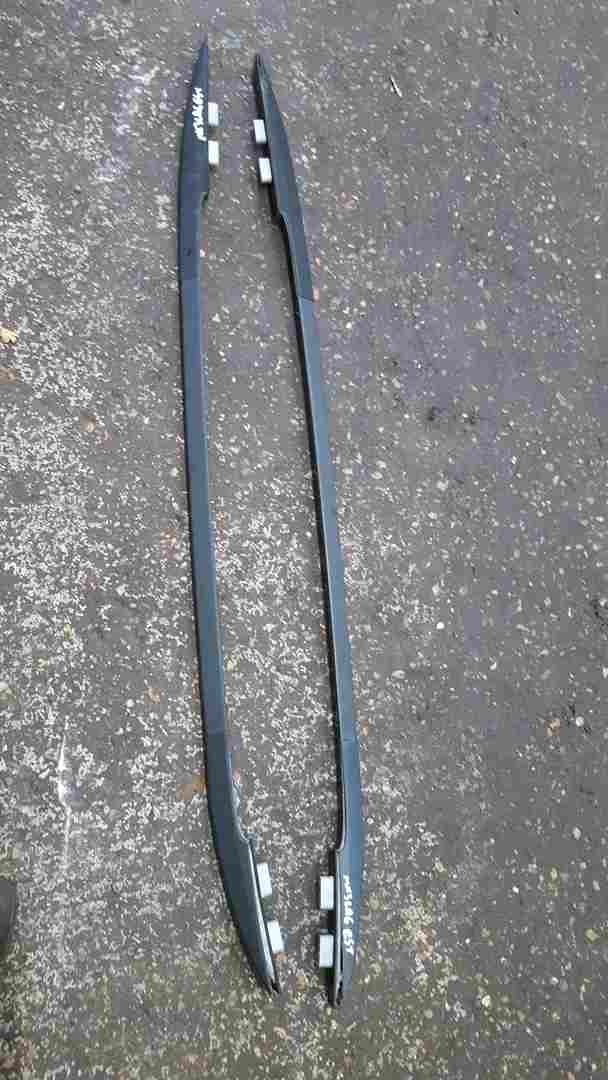 Renault Laguna MK3 Estate 2007-2010 Roof Rack Black Bars