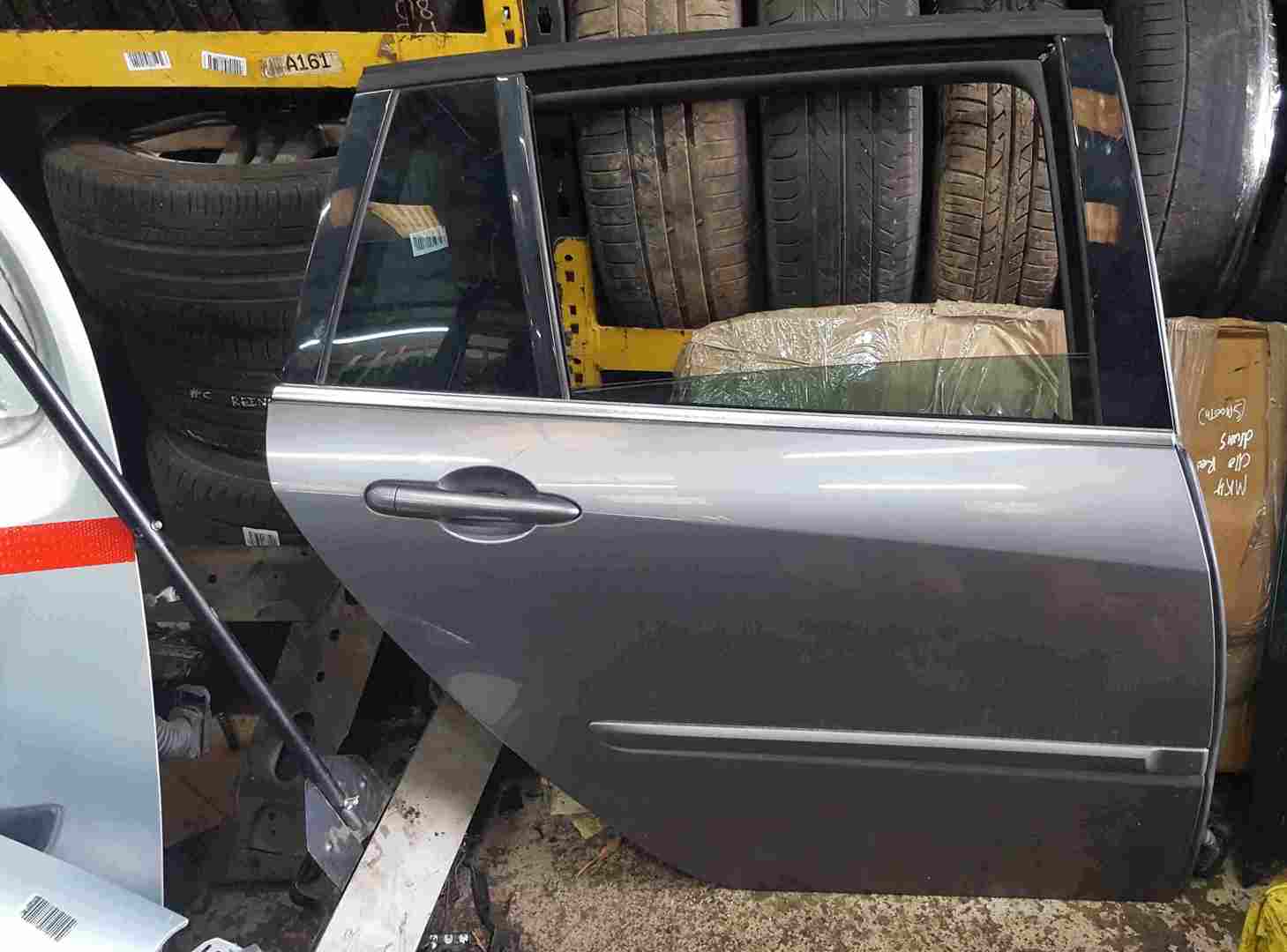 Thumb 2 Renault Laguna MK3 Estate 2007-2012 Drivers OSR Rear Door Grey TEKNG