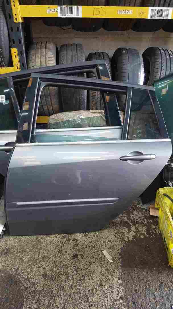 Thumb 3 Renault Laguna MK3 Estate 2007-2012 Passenger NSR Rear Door Grey TEKNG