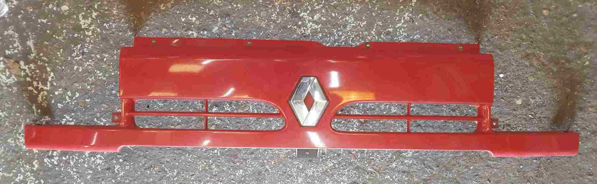 Renault Master 1997-2003 Front Bumper Top Insert Badge Slam