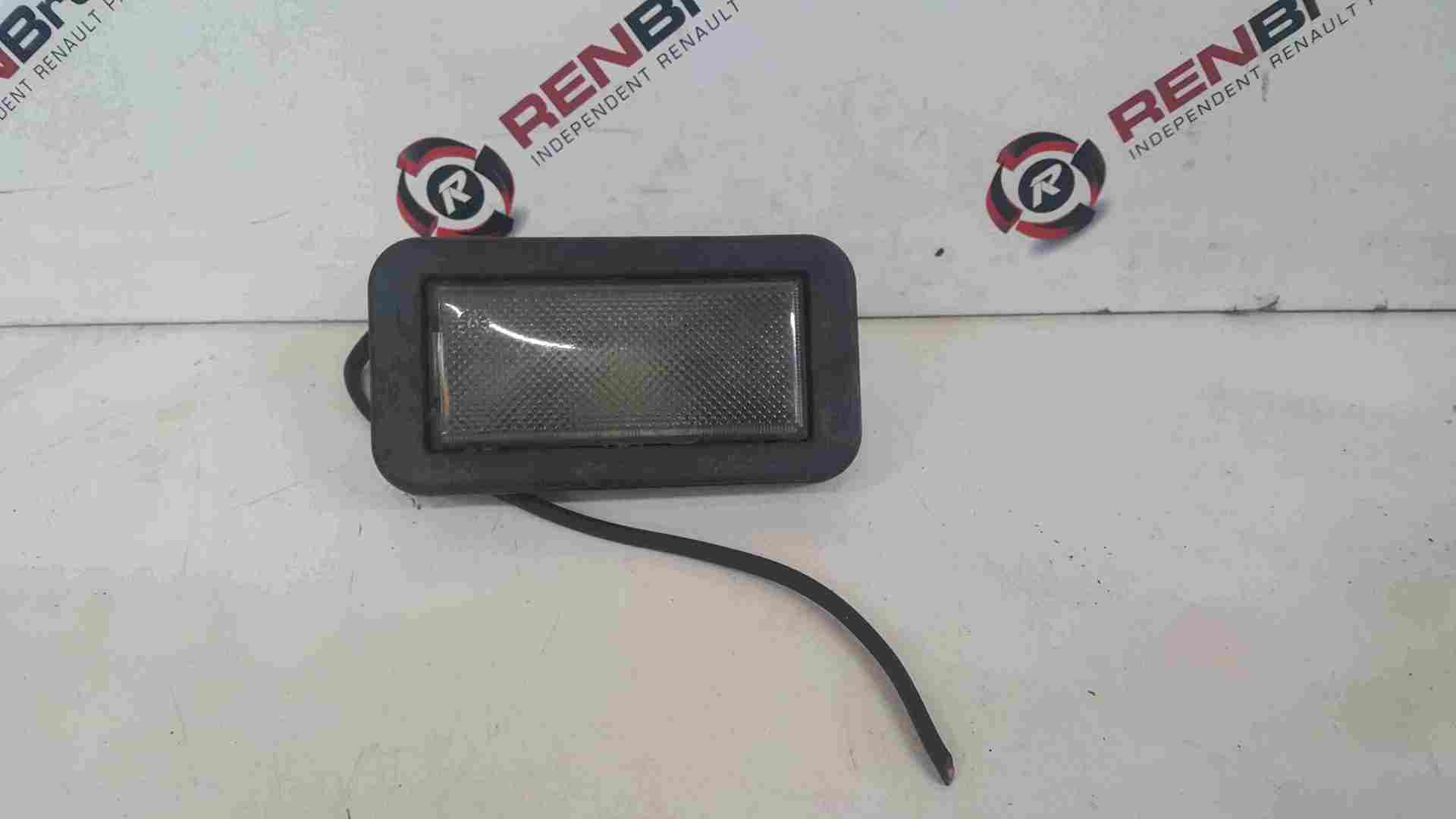 Thumb 3 Renault Master 1997-2003 Interior Light 7700353910