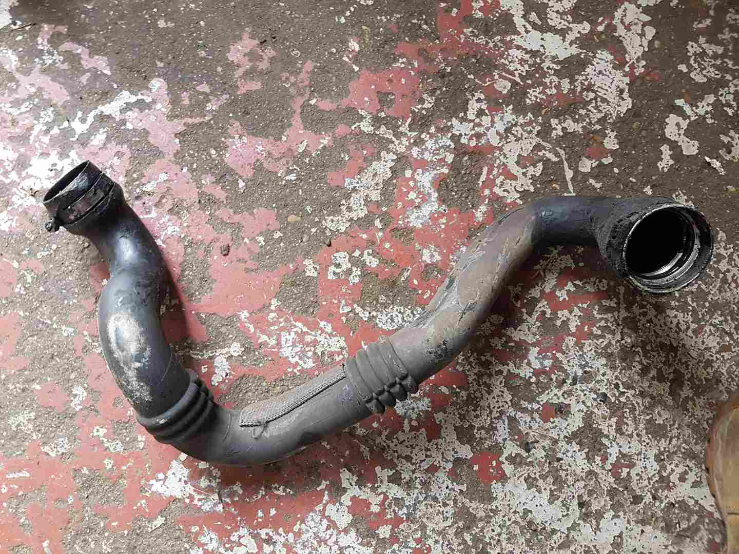 Renault Master 2003-2010 2.3 DCI Turbo Intercooler Pipe 8200753502