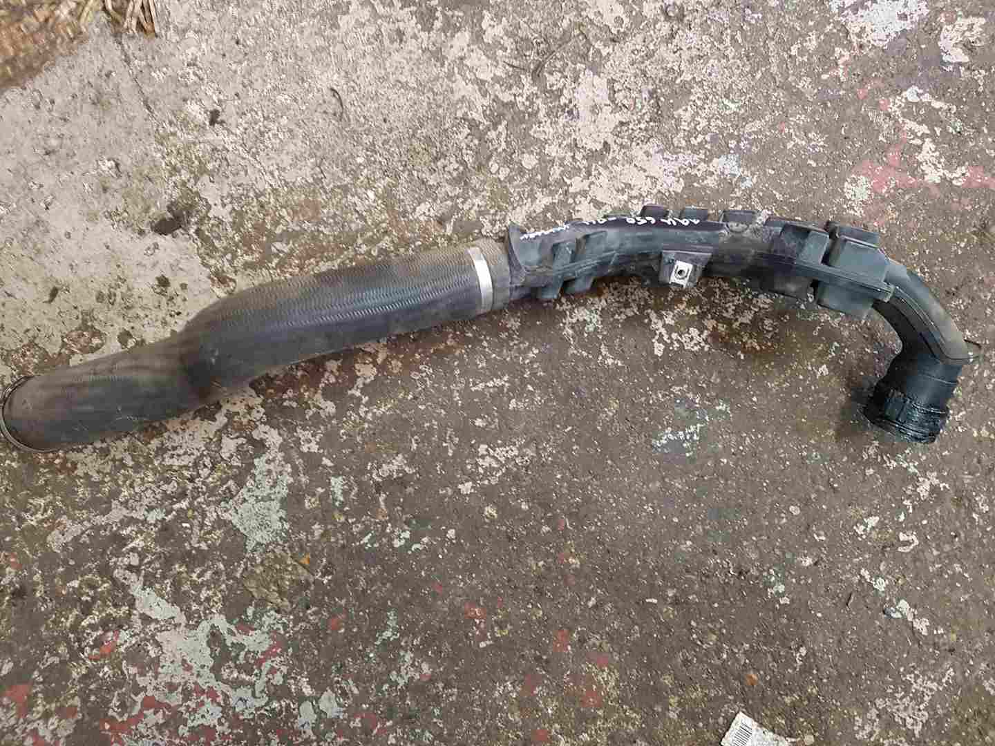 Thumb 2 Renault Master 2003-2010 2.5 DCI Air Turbo Pipe 8200453032 8200646967