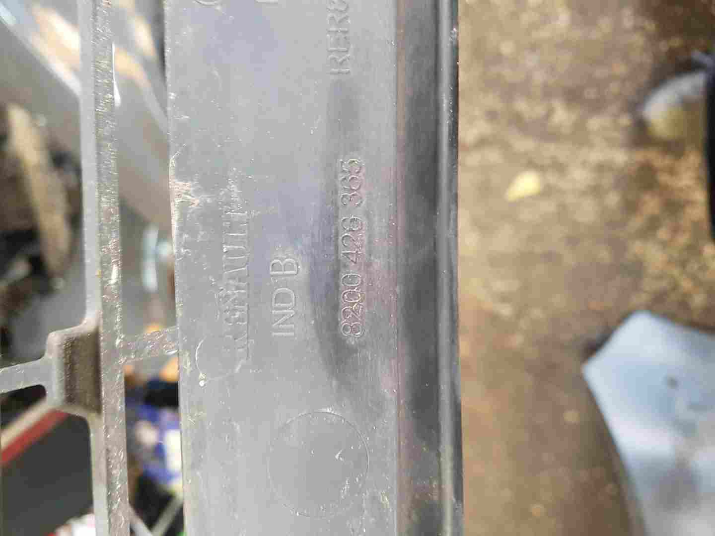 Thumb 3 Renault Master 2003-2010 Front Bumper Grill 8200426365