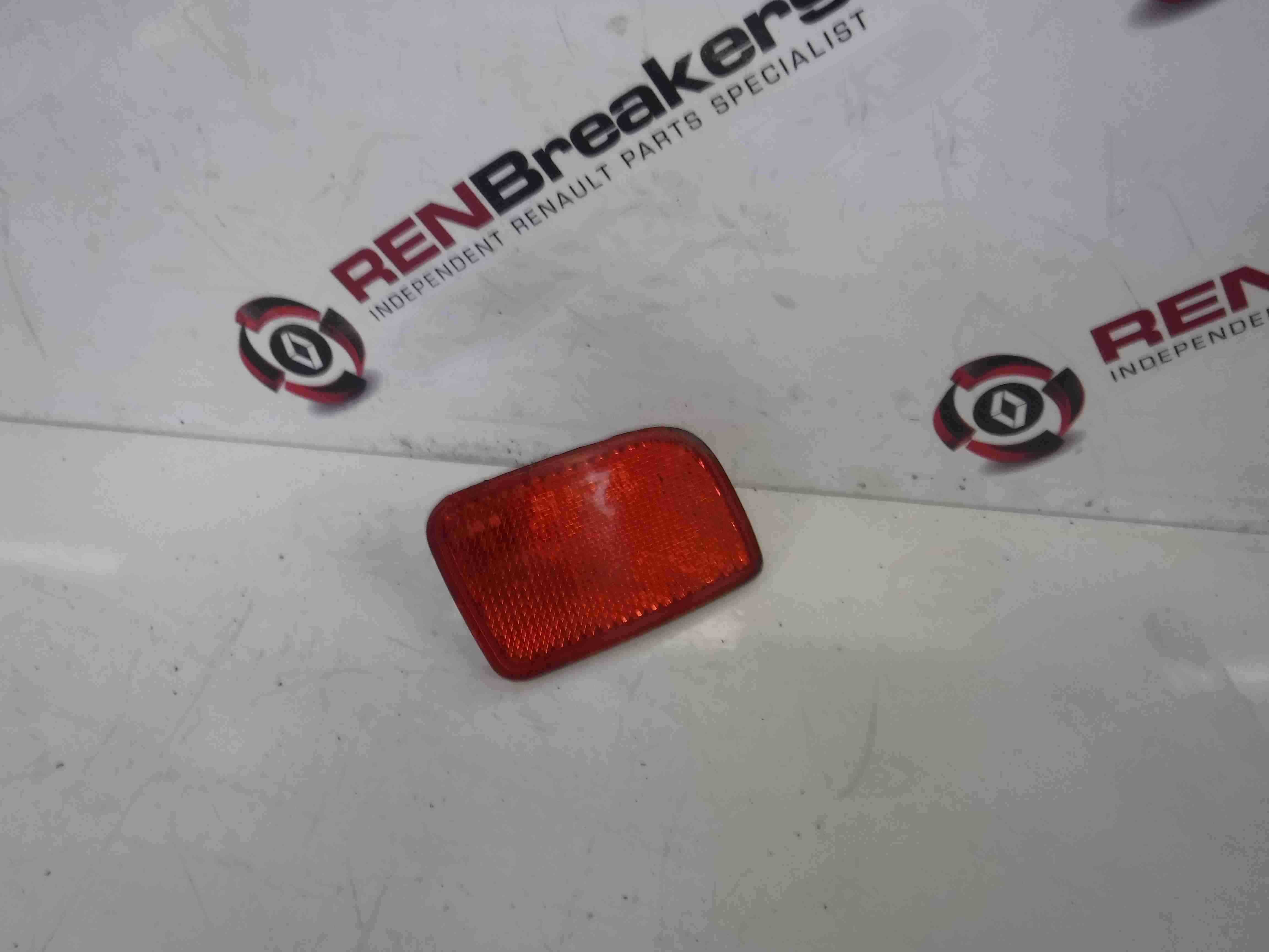 Renault Master 2003-2010 Passenger NSR Rear Bumper Reflector Light 8200152642
