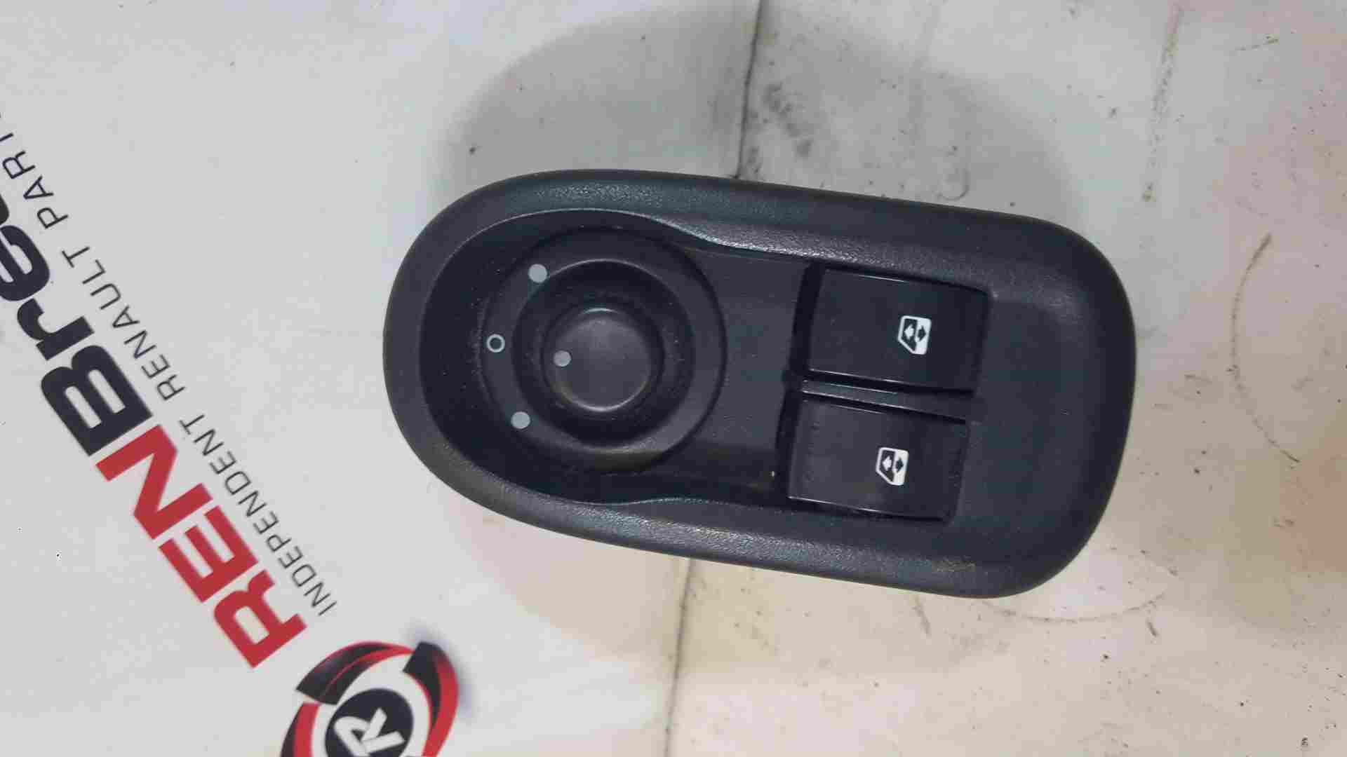 Renault Master 2008-2019 Drivers OSF Front Window Switch Mirror Panel