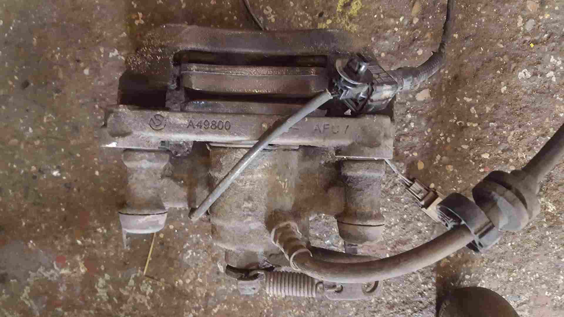 Thumb 3 Renault Master 2010-2018 2.0 DCI Drivers OSR Rear Brake Caliper