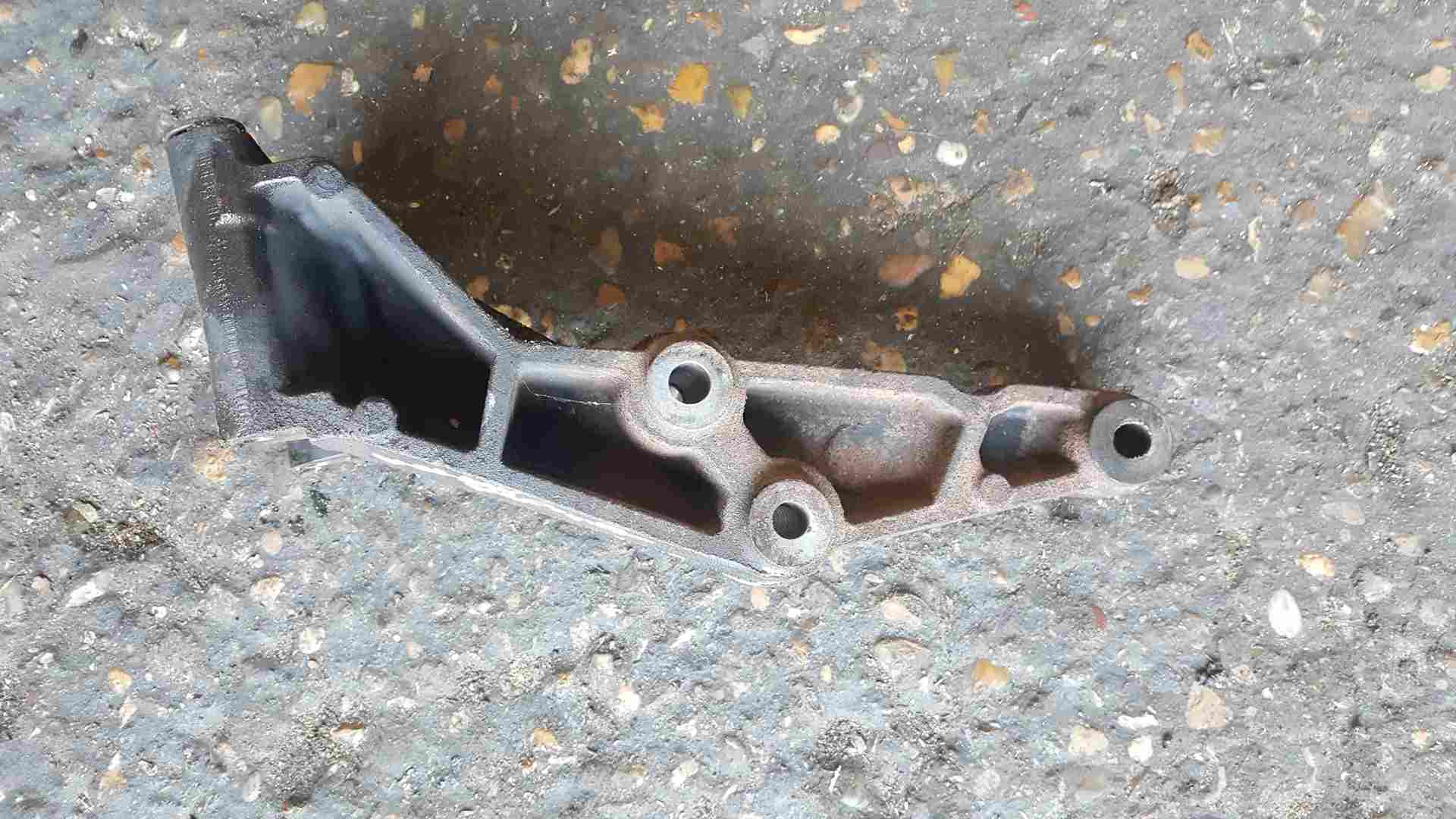 Renault Master 2010-2018 2.3 DCi Bracket