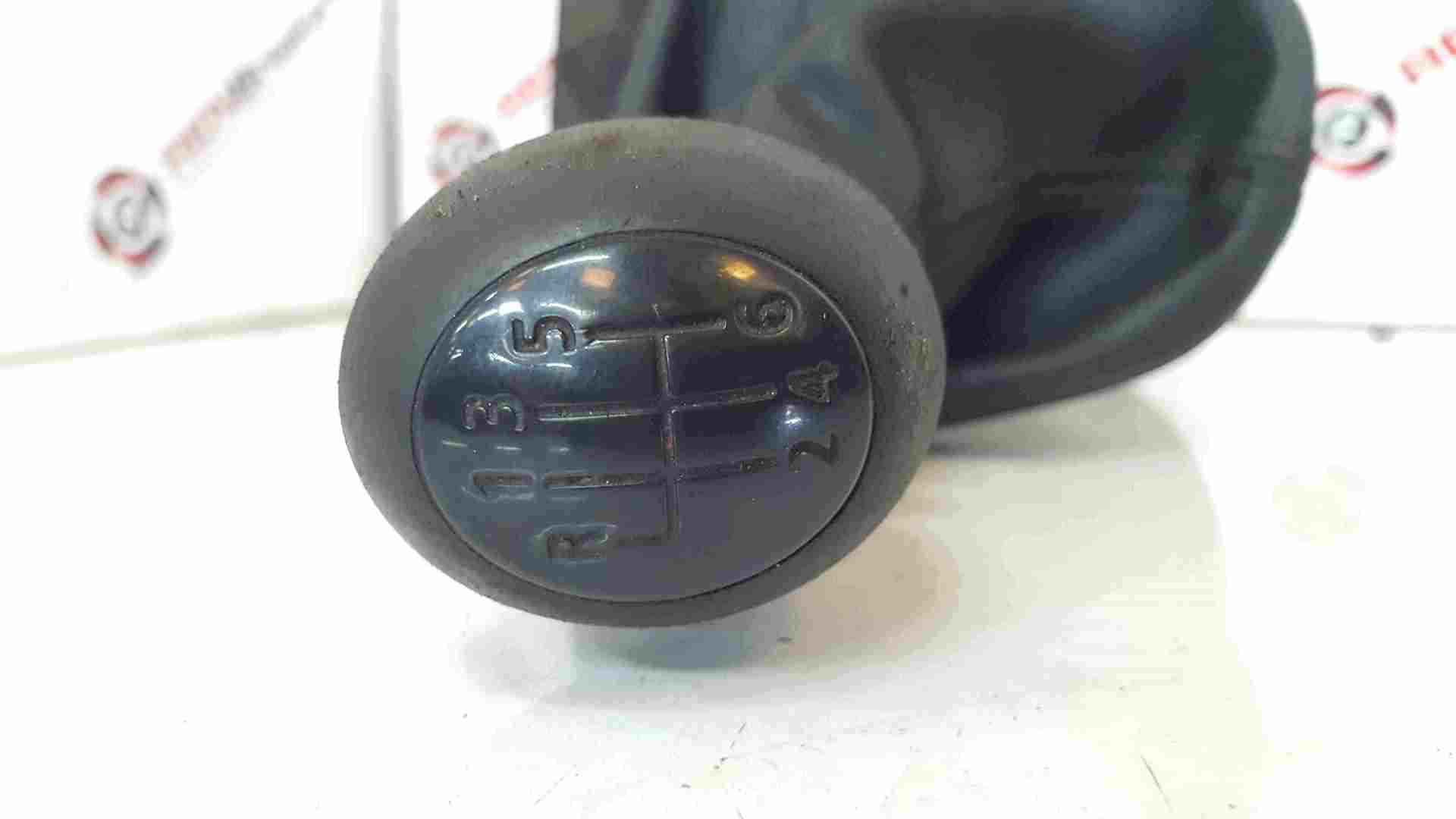 Thumb 4 Renault Master 2010-2018 6 Speed Gearstick Mechanism Knob 8200744935