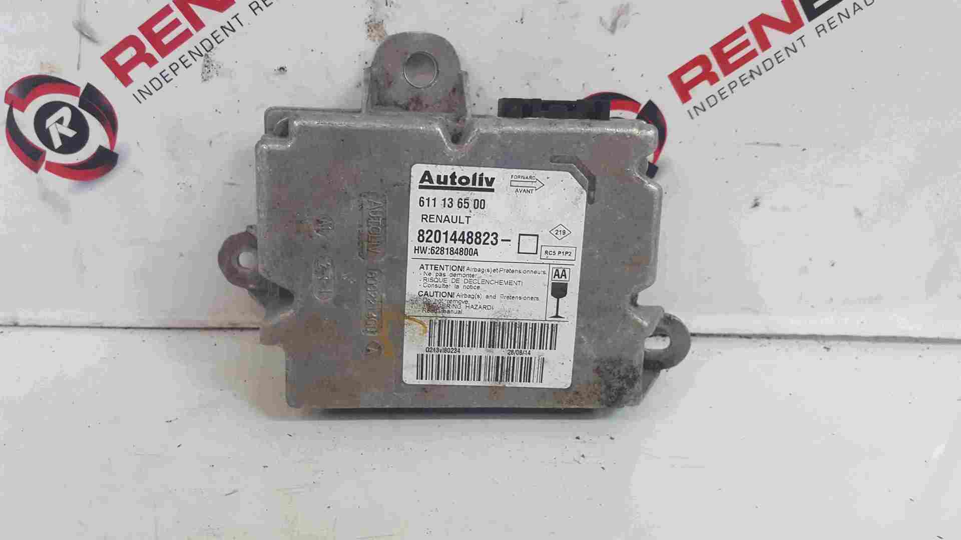 Renault Master 2010-2018 Airbag Module Computer 8201448823