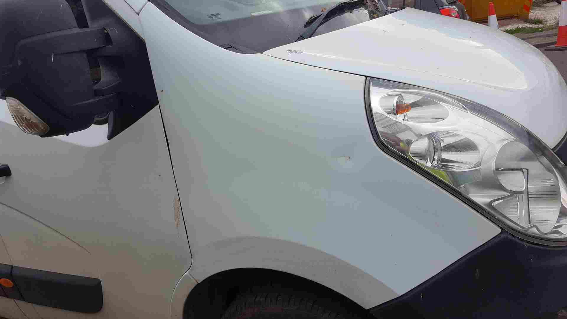 Thumb 3 Renault Master 2010-2018 Drivers OS Wing White O389