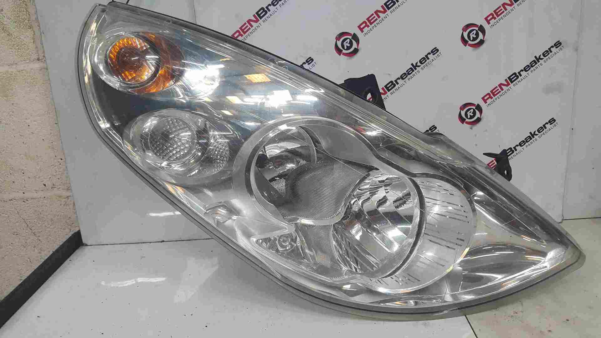 Thumb 2 Renault Master 2010-2018 Drivers OSF Front Headlight