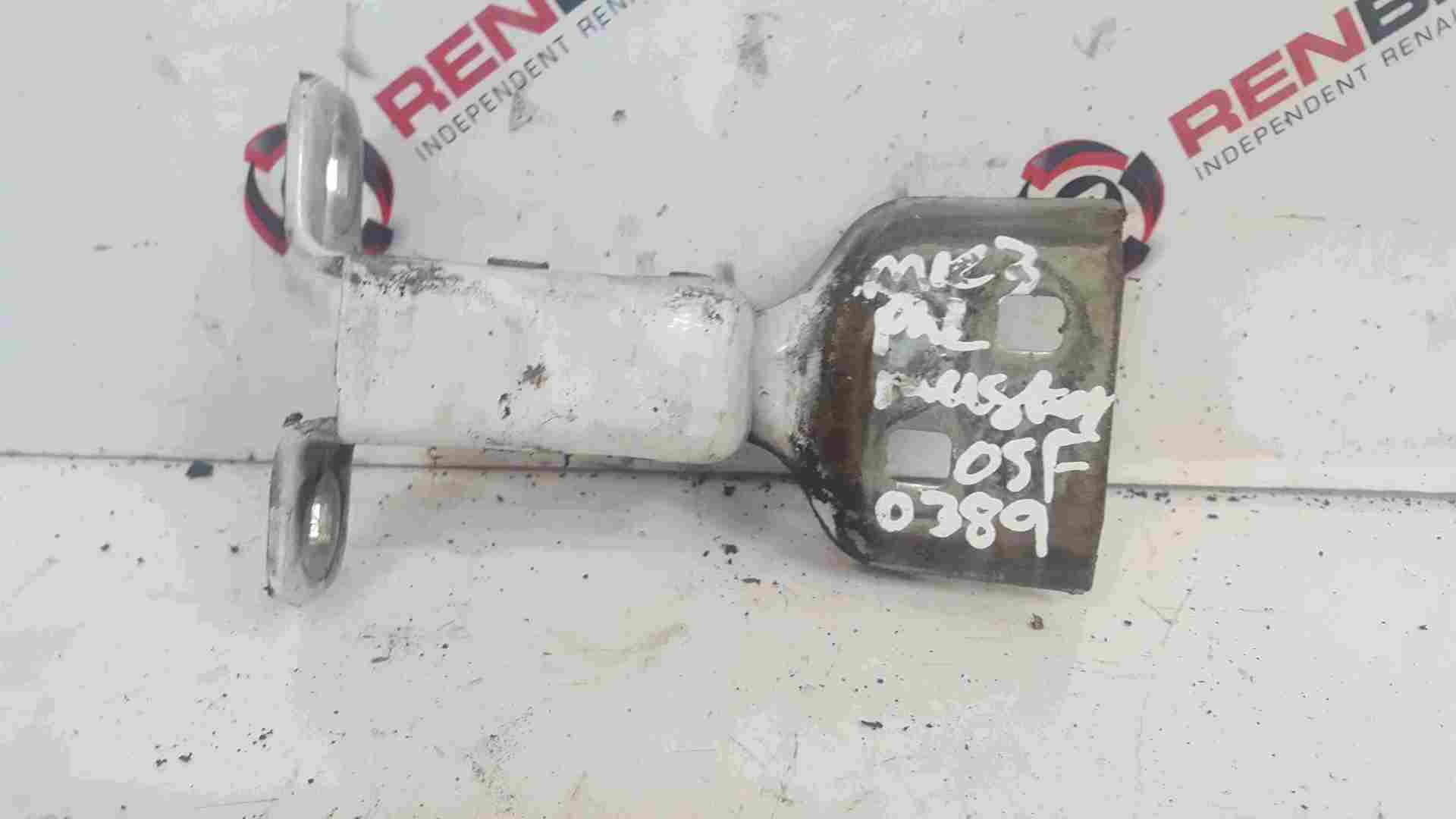 Renault Master 2010-2018 Drivers OSF Front Lower Door Hinge 804000006R
