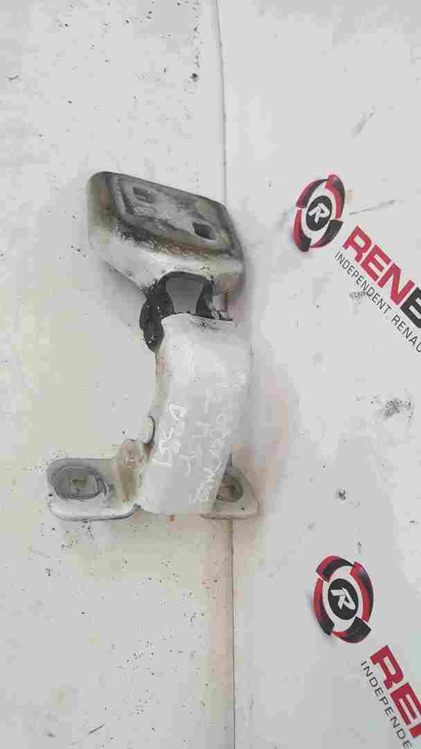 Renault Master 2010-2018 Passenger NSF Front Door Hinge White O389
