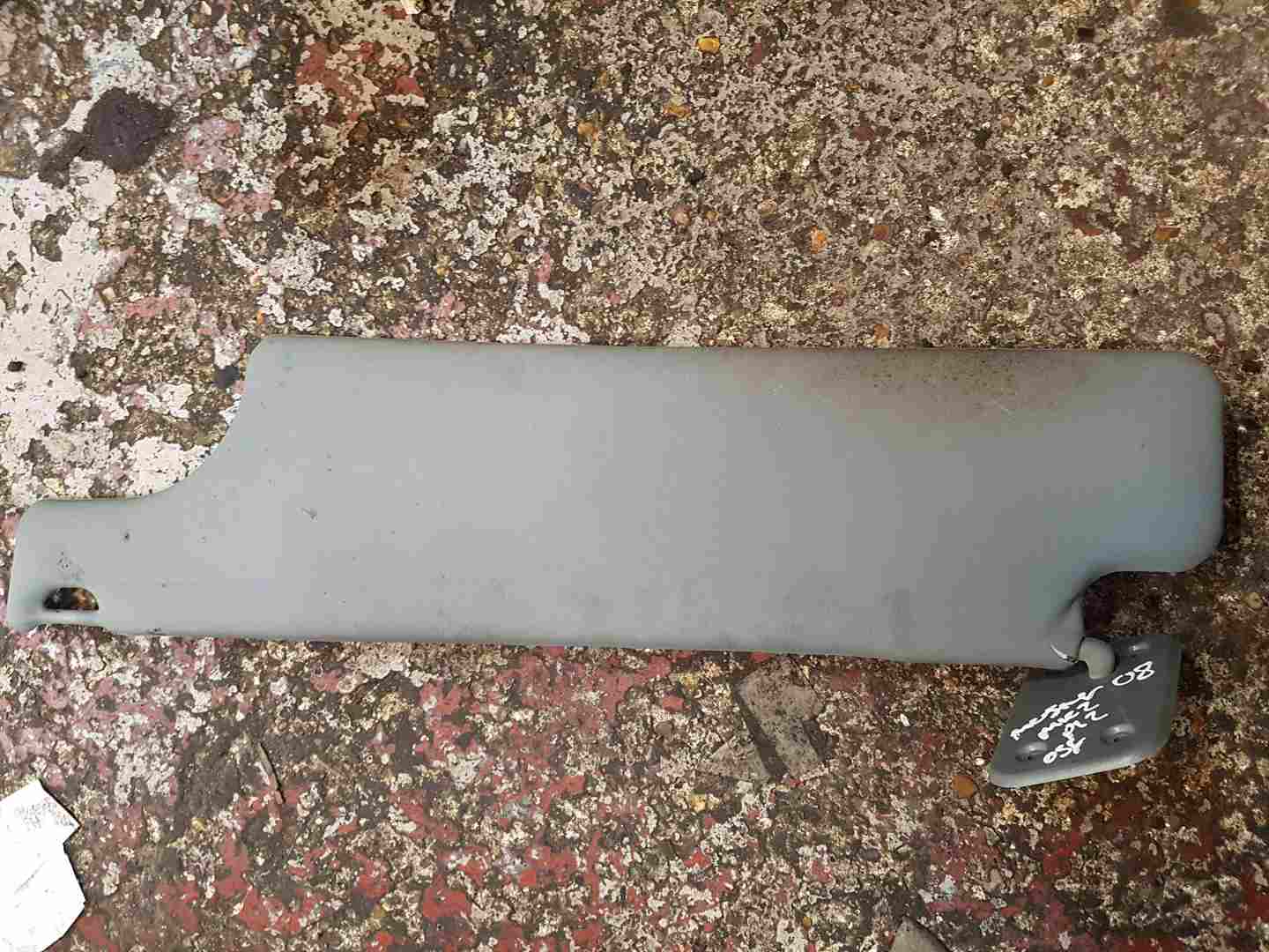 Renault Master MK3 2003-2010 Drivers OSF Sun Visor
