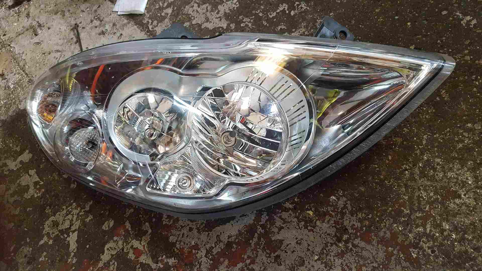 Thumb 3 Renault Master MK3 2010-2018 Drivers OSF os Front Headlight Head Lamp