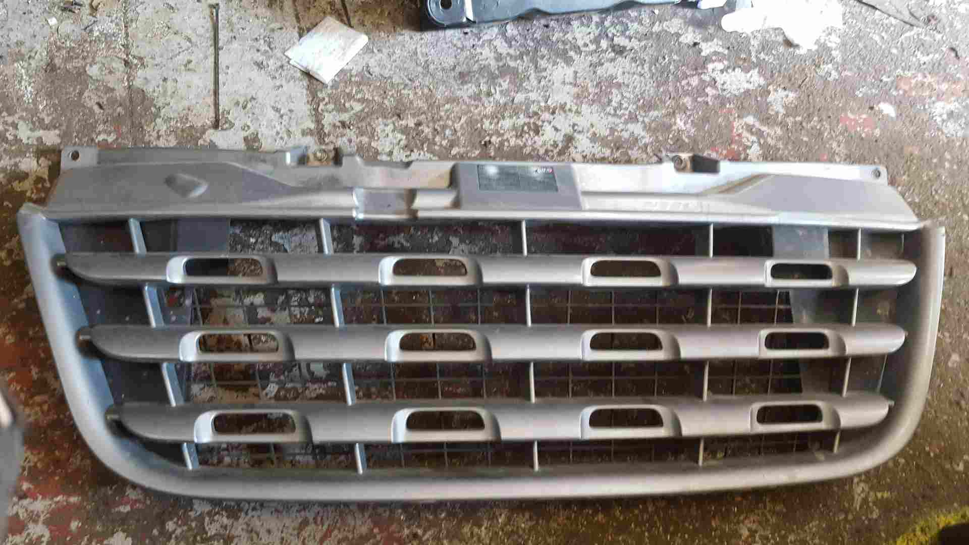 Thumb 2 Renault Master MK3 2010-2018 Front Bumper Grill Grille 8200219755