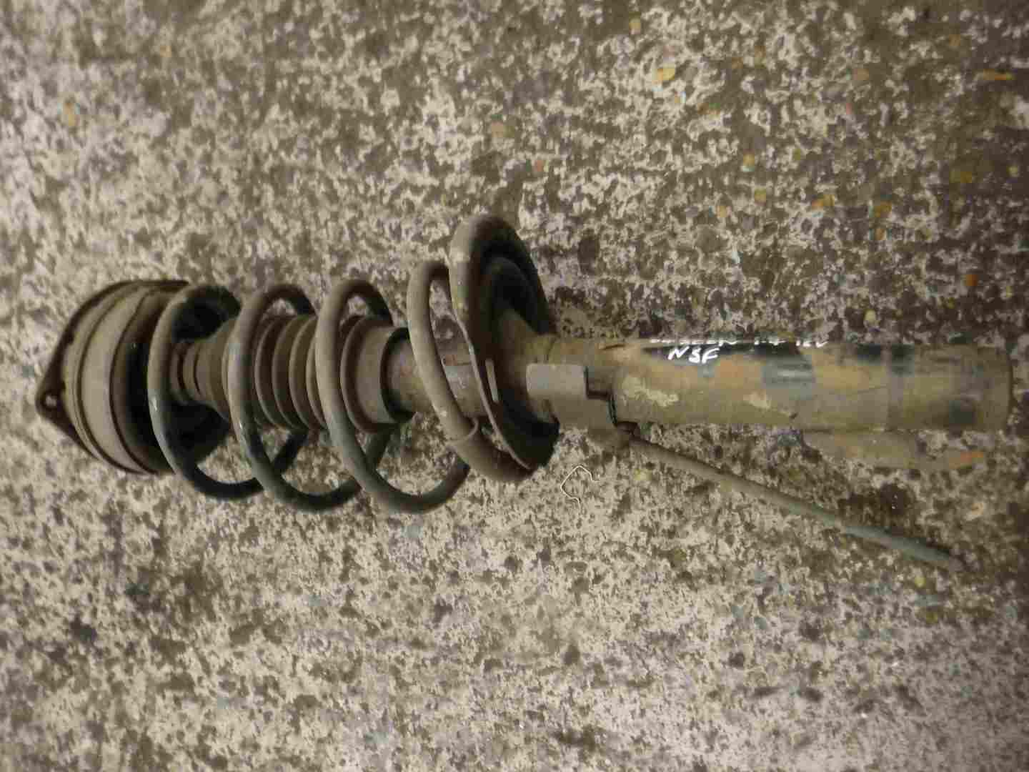 Renault Megane  2003-2009 1.4 16v Passenger NSF Front Shock Spring Leg