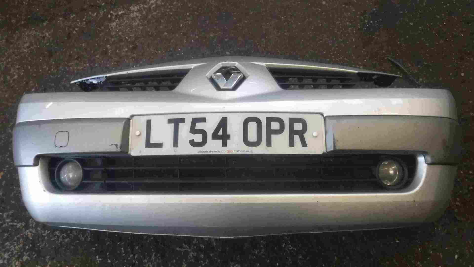 Renault Megane + Convertible 2002-2008 Front Bumper Silver TED69