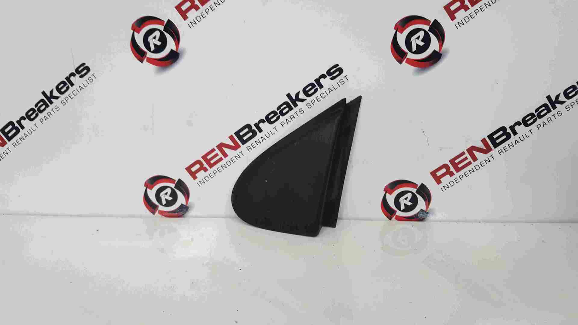 Renault Megane  MK3 2008-2012 Passenger Ns Wing Cover CAP Plastic Triangle