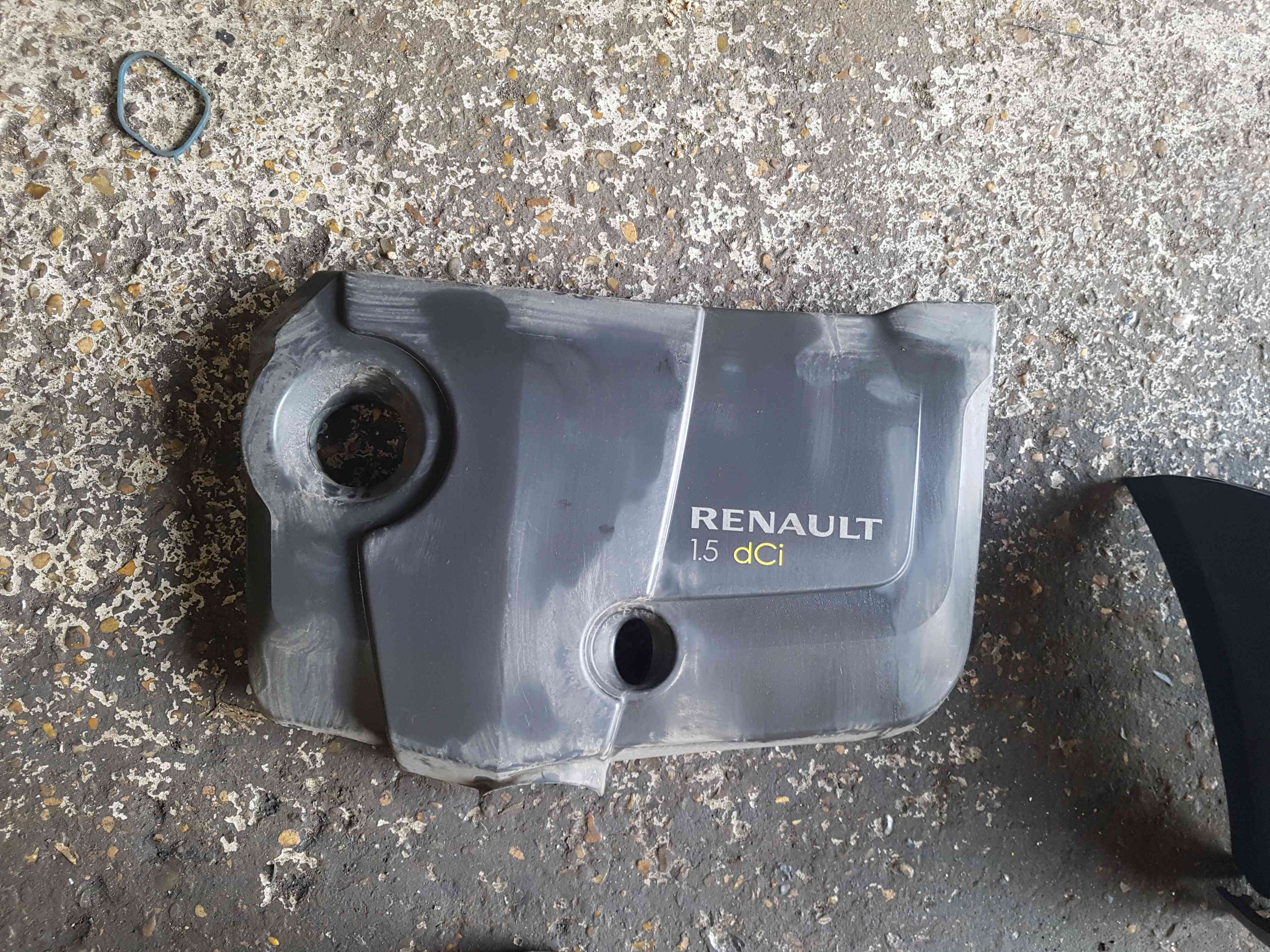 Thumb 3 Renault Megane + Scenic 2002-2008 1.5 DCI Engine Cover Plastic 8200404674
