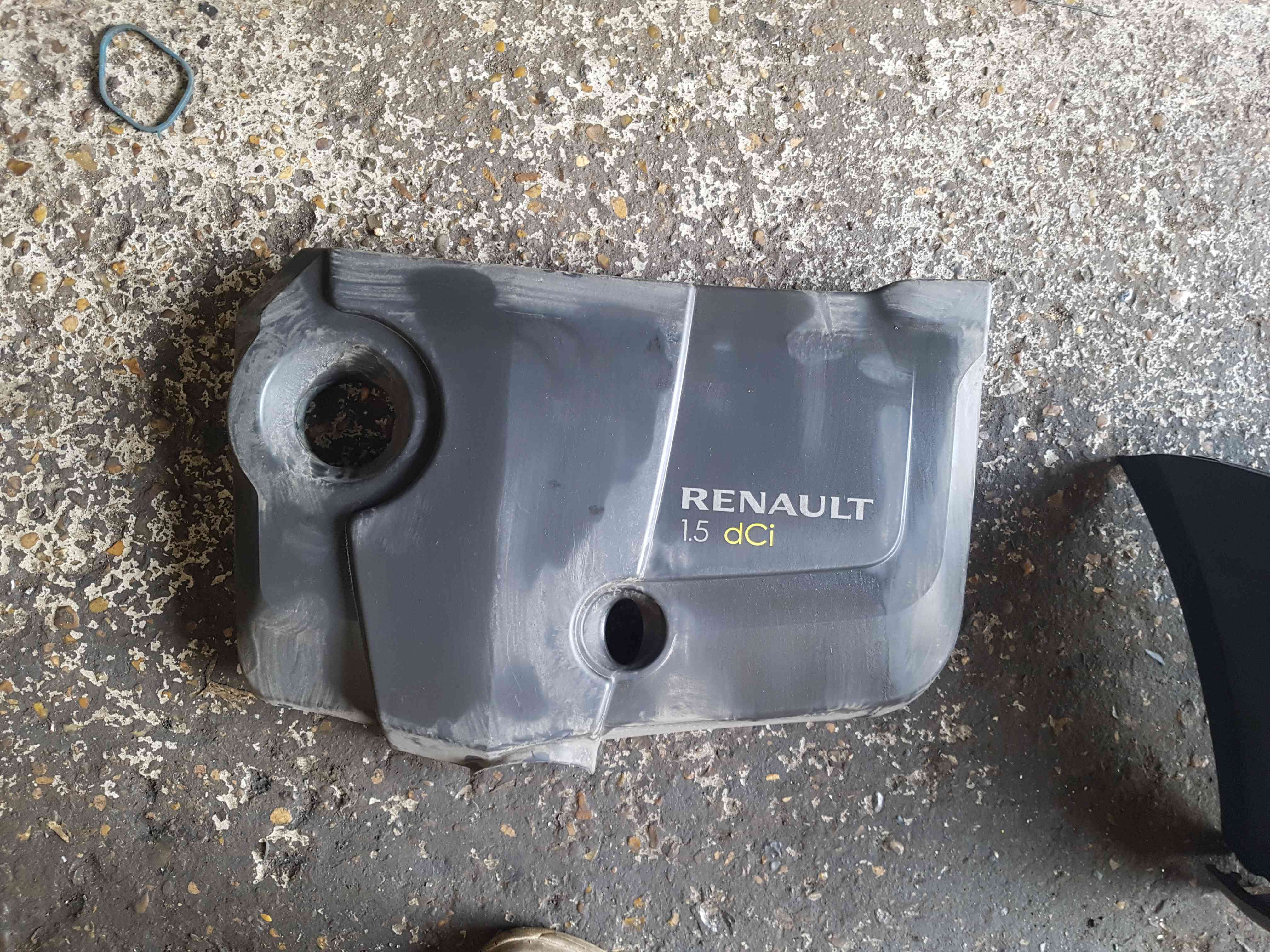 Thumb 4 Renault Megane + Scenic 2002-2008 1.5 DCI Engine Cover Plastic 8200404674