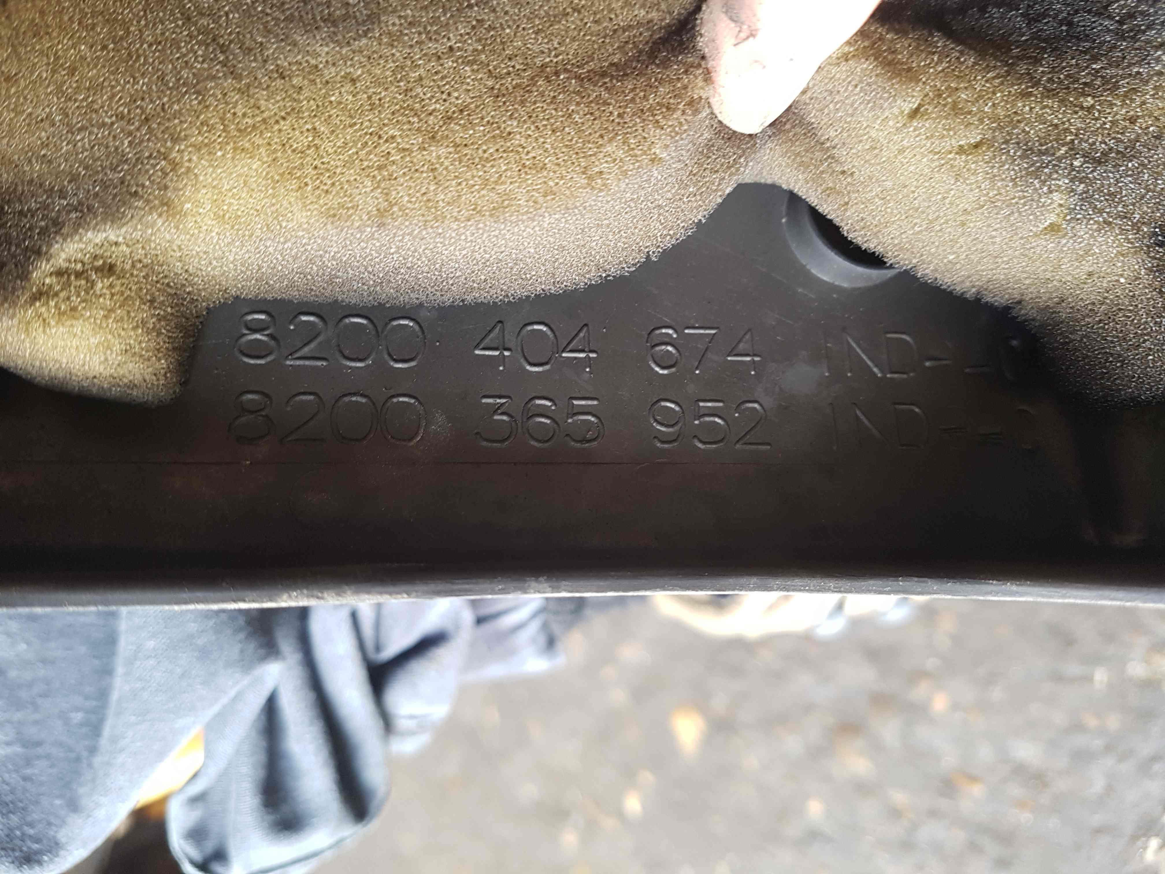 Thumb 5 Renault Megane + Scenic 2002-2008 1.5 DCI Engine Cover Plastic 8200404674