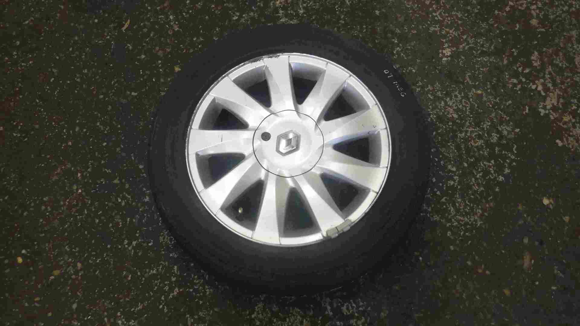 Renault Megane  Scenic 2002-2008 Kubera Alloy Wheel  Tyre 205 55 16 9mm Tread