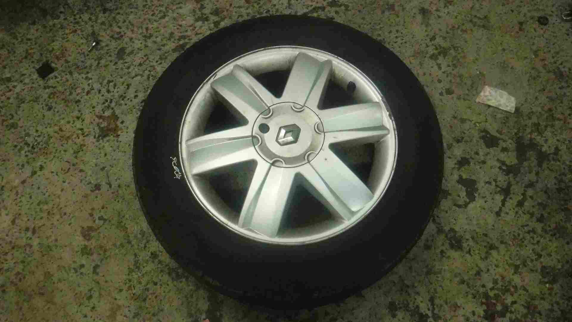 Renault Megane + Scenic 2002-2008 Nervastella Alloy Wheel + Tyre 205 60 16 6mm