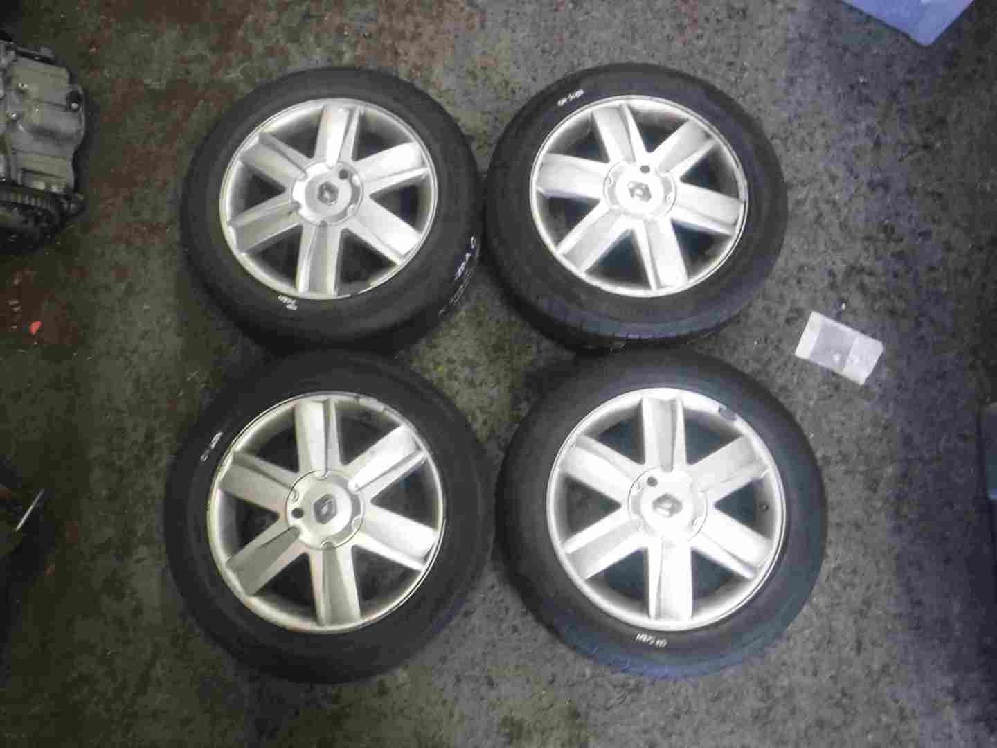 Renault Megane + Scenic 2002-2009 Alloy Wheels Set Nervastella 16 Inch x 4