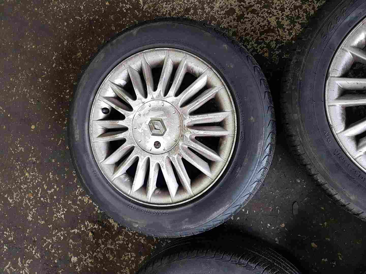 Thumb 4 Renault Megane + Scenic 2003-2009 Alloy Wheels SET X4 205 55 16 6Mm 3/5