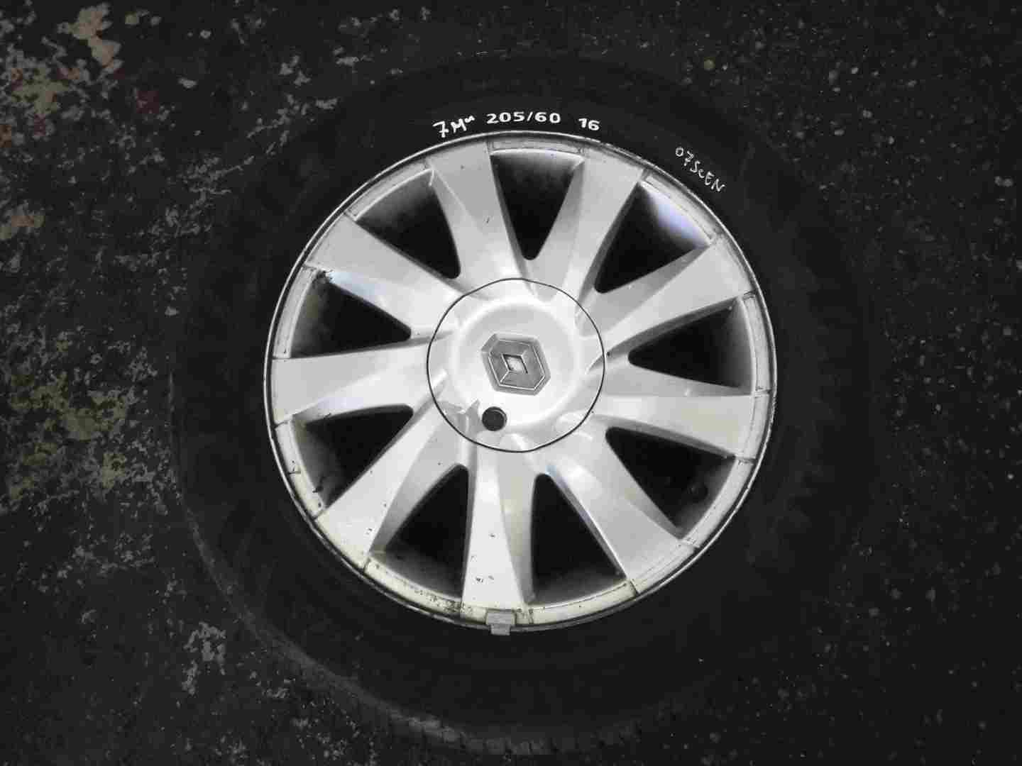 Renault Megane + Scenic 2003-2009 Kubera Alloy Wheel + Tyre 205 60 16 7mm Tread