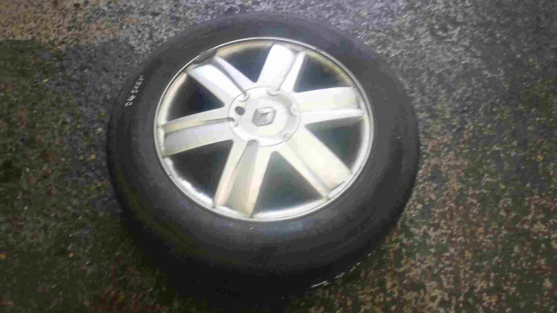 Renault Megane + Scenic 2003-2009 Nervastella Alloy Wheel + Tyre 205 60 16 8mm