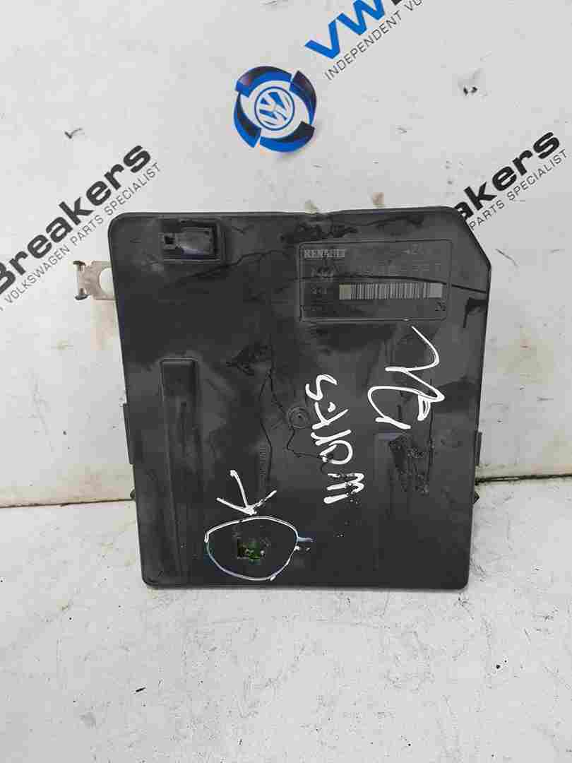 Renault Megane + Scenic 2006-2009 Engine Fuse BOX Upc Unit N4 8200455424
